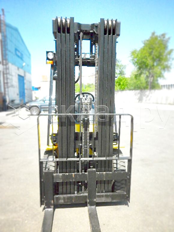 Четырёхсекционная мачта Quadroplex в сложенном состоянии