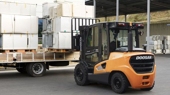 Дизельный погрузчик Doosan 9-й Серии Дизельный погрузчик Doosan 9-й Серии